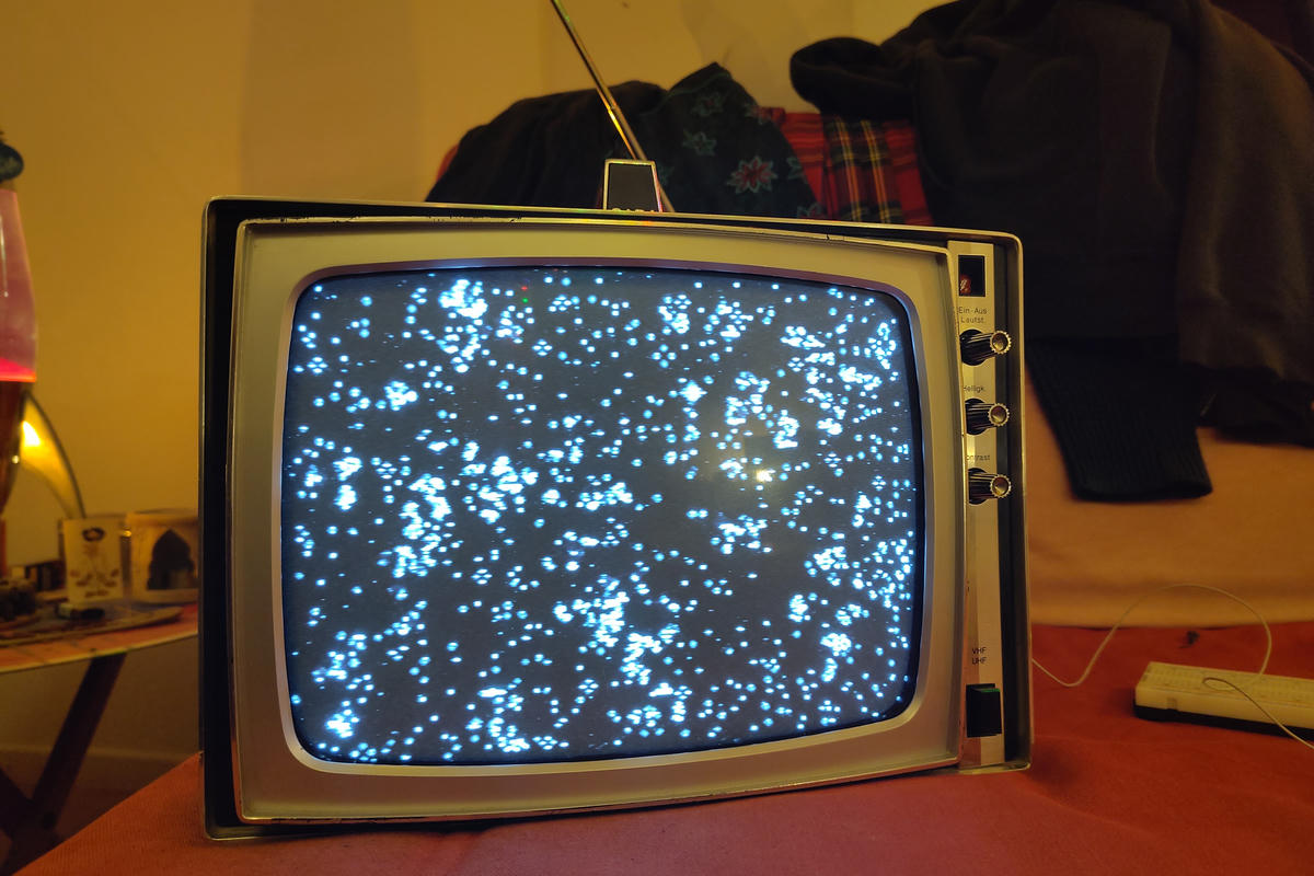 Conway's Game of Life, now on TV!