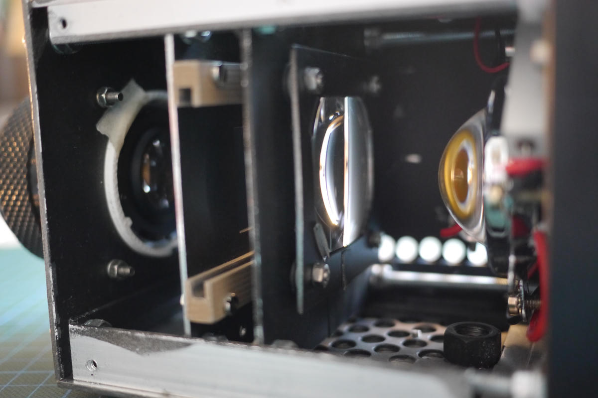 Another shot of the interior showing the condenser lens Another shot of the interior showing the condenser lens