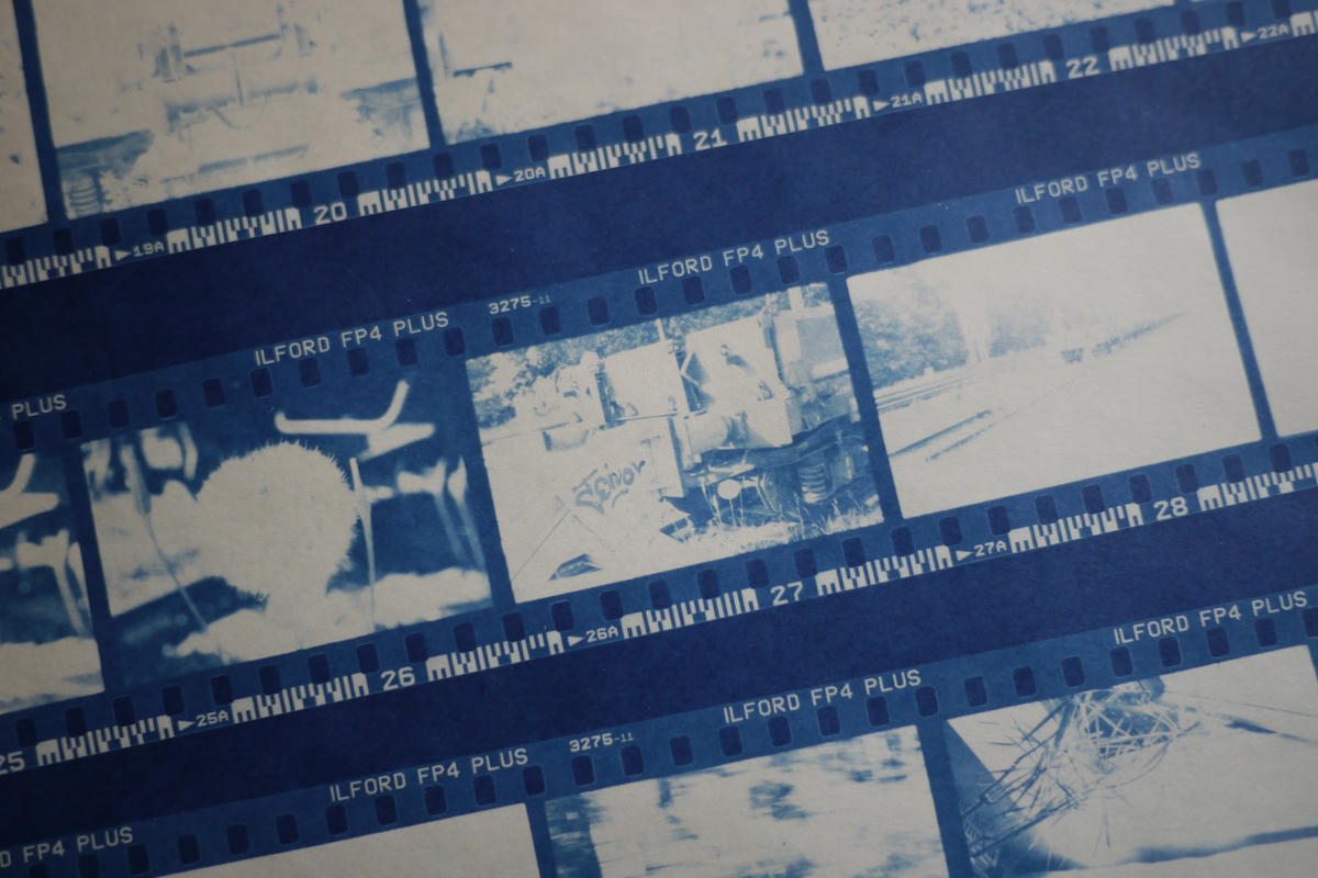 Contact sheet made from 35mm film Contact sheet made from 35mm film